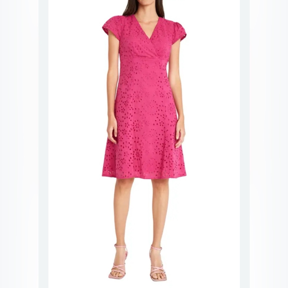 Maggy London Femenine Embroidered Eyelet Cap Sleeve Fit & Flare Dress SZ16 NWT